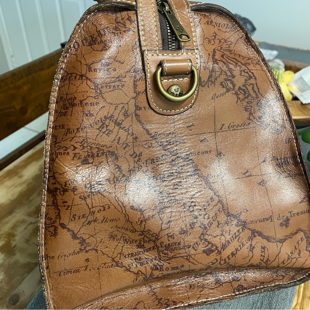 Patricia Nash overnight weekender tote bag world map in excellent condition - Picture 4 of 12
